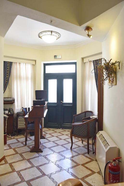 קסטוריה Aiolis Hotel מראה חיצוני תמונה