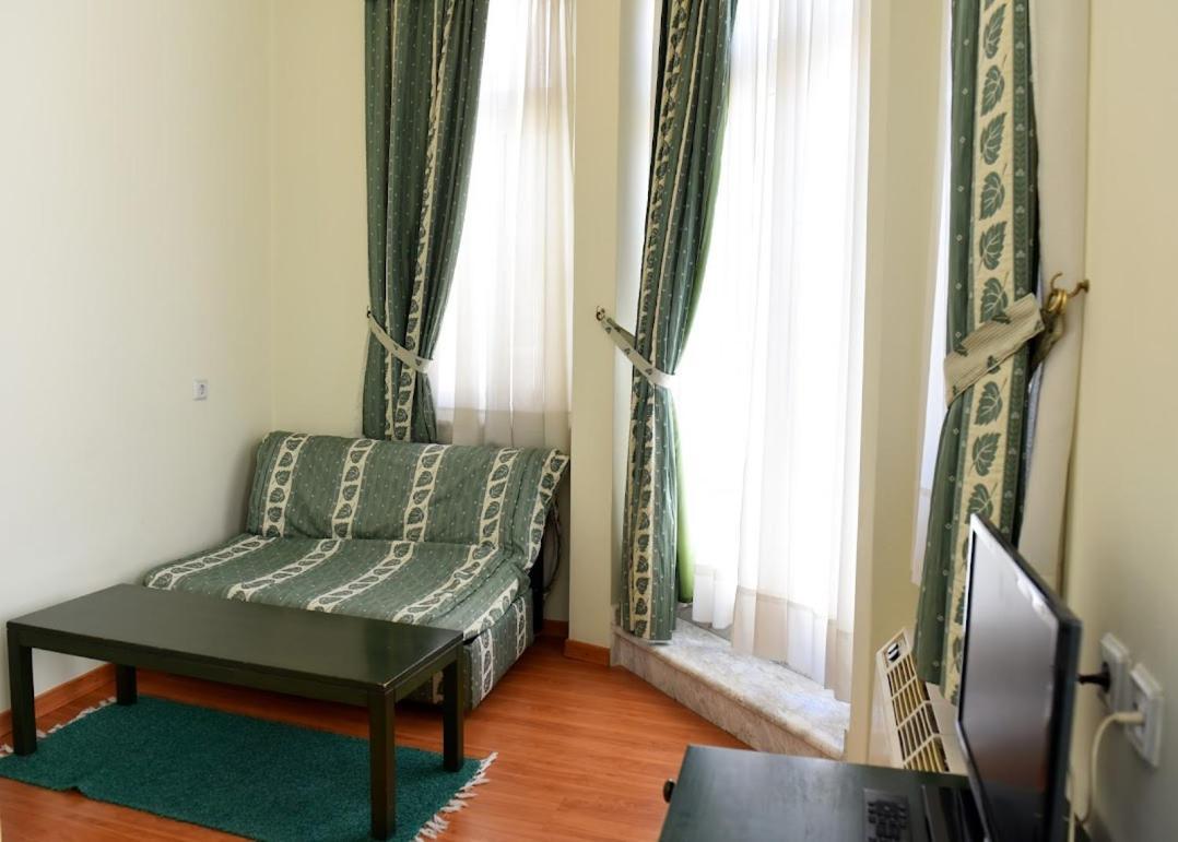 קסטוריה Aiolis Hotel מראה חיצוני תמונה