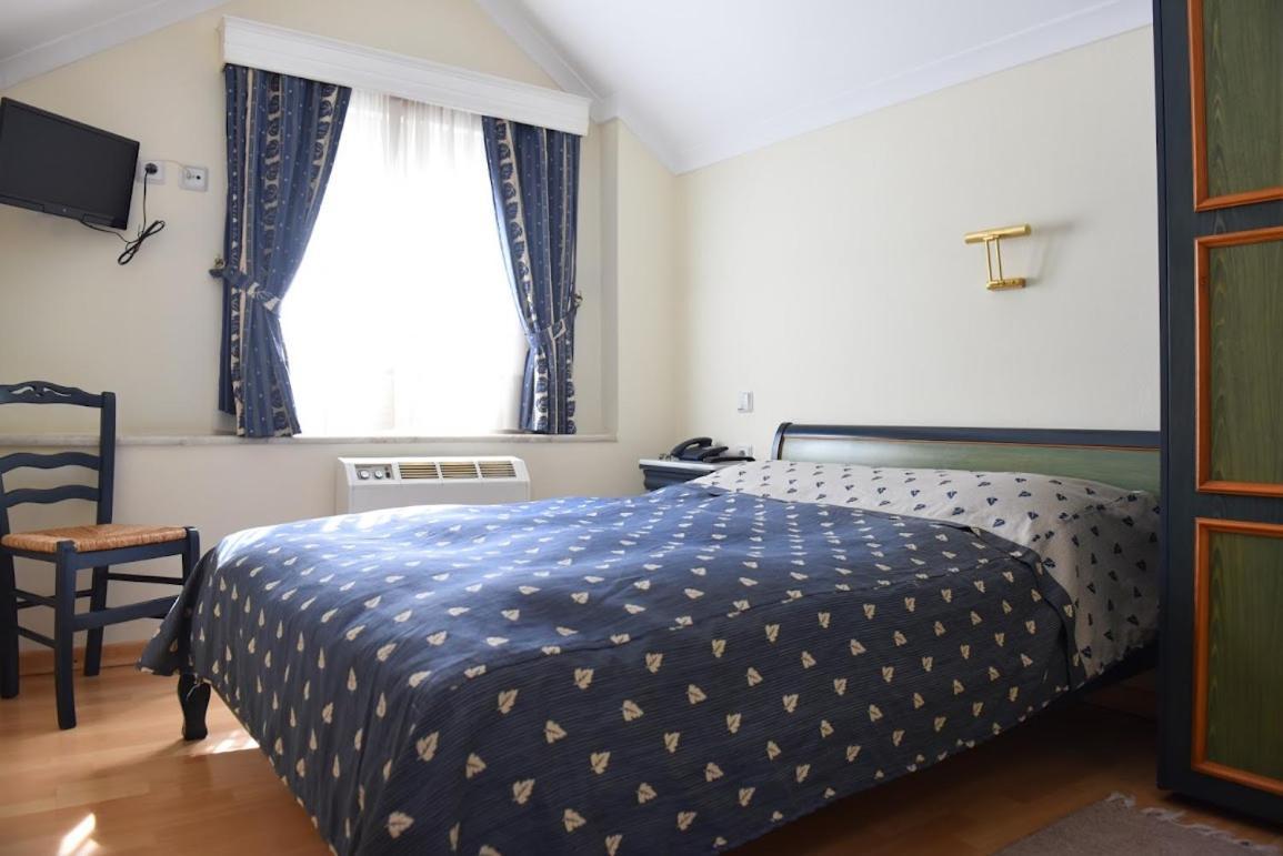קסטוריה Aiolis Hotel מראה חיצוני תמונה